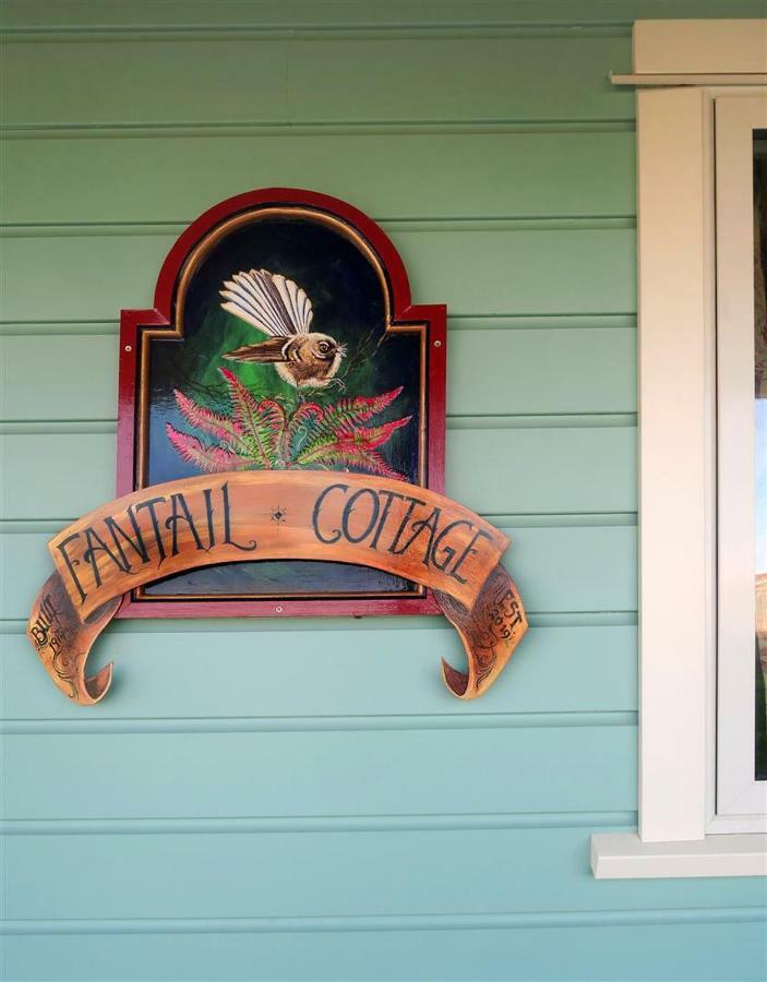 Fantail Cottage Оамару Екстериор снимка